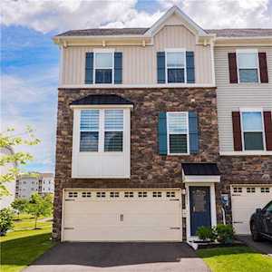 2292 Cook Dr Easton, PA 18045