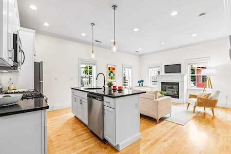 246 E Street #2 Boston, MA 02127
