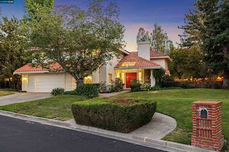 733 Liquidamber Pl Danville, CA 94506