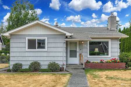 741 17th Ave W Kirkland, WA 98033