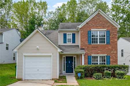 10227 Seedling Ln Charlotte, NC 28214