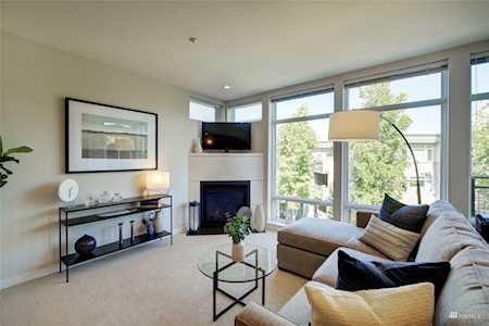 211 Kirkland Ave #308 Kirkland, WA 98033