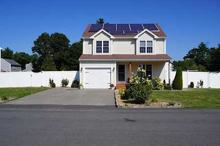 1010 Dighton Woods Cir Dighton, MA 02715