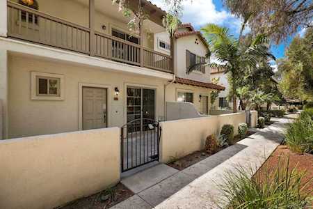 1524 Circle Ranch Way #60 Oceanside, CA 92057