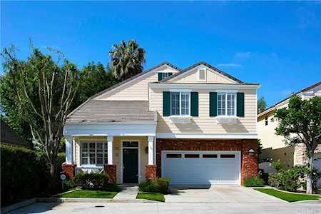 285 Mesa Dr Costa Mesa, CA 92627