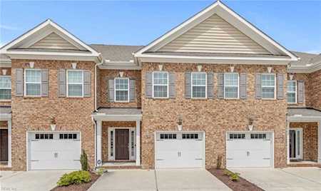 804 Haversham Close Chesapeake, VA 23320