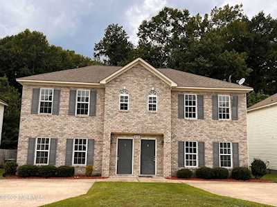 4116 Brook Creek Lane Greenville, NC 27858