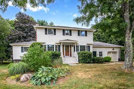13 Hillcrest Dr Acton, MA 01720
