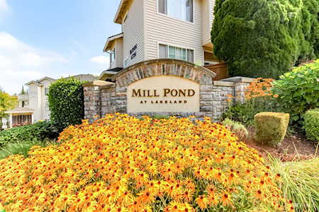 4726 Mill Pond Dr SE #602 Auburn, WA 98092