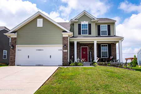 2036 Meadows Edge Ln Louisville, KY 40245