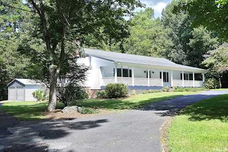 118 Gwen Road Hillsborough, NC 27278