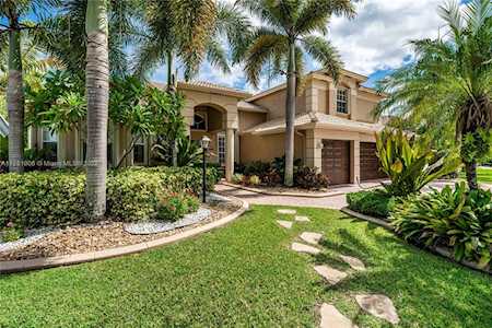 14000 NW 18th St Pembroke Pines, FL 33028
