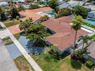 20330 NE 20th Ct Miami, FL 33179