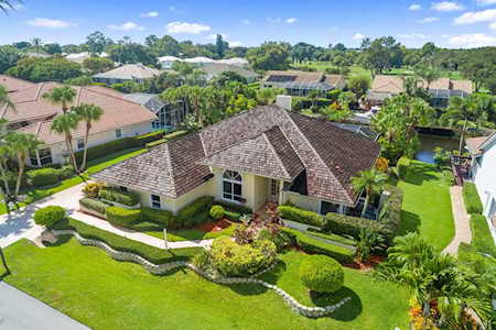 8846 SE Water Oak Place Tequesta, FL 33469