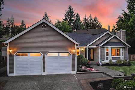 21110 NE 43rd Place Sammamish, WA 98074