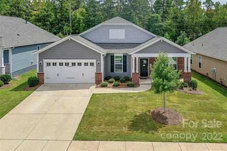 7103 Chrysanthemum Rd Lancaster, SC 29720