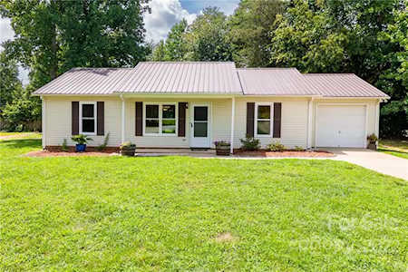 3627 Lee Moore Rd Maiden, NC 28650