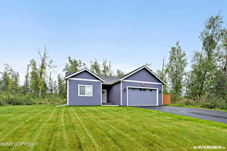 8425 S Yankee Circle Wasilla, AK 99623