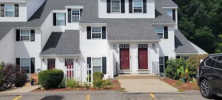 109 Berrington Rd #109 Leominster, MA 01453