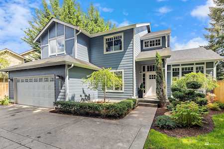 23639 SE 267th Place Maple Valley, WA 98038