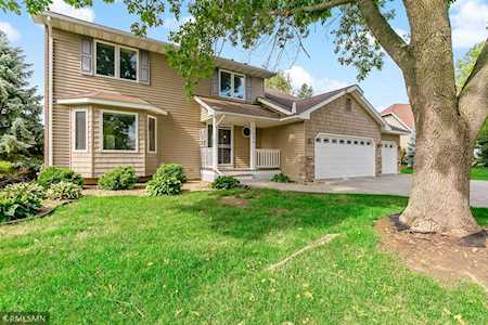 1424 Interlachen Circle Woodbury, MN 55125