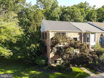 6021 Clerkenwell Ct Burke, VA 22015