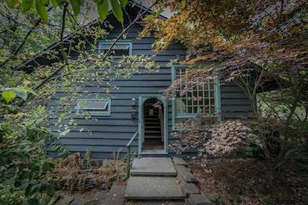 45 Pine Grove St Woodstock, NY 12498