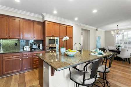 3 Zuma #34 Irvine, CA 92602