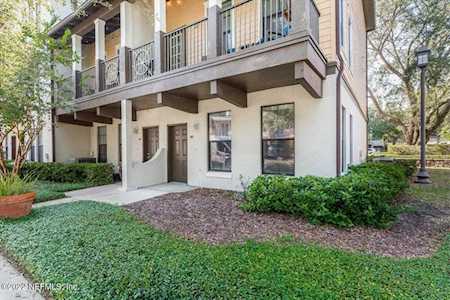 9823 Tapestry Park Cir Jacksonville, FL 32246