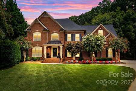 10417 Callicut Spring Ct Huntersville, NC 28078