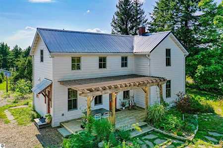 2640 N West Silver Lake Road Traverse City, MI 49685