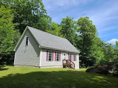 684 Tigola Trl Stoddard, NH 03464