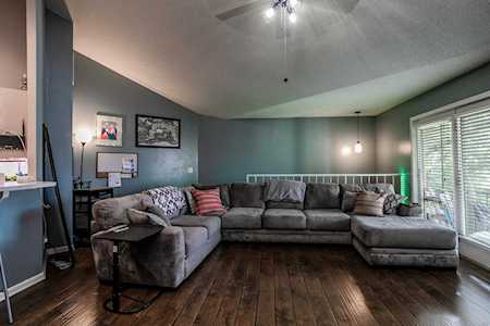 2208 Park Deville PL Columbia, MO 65203