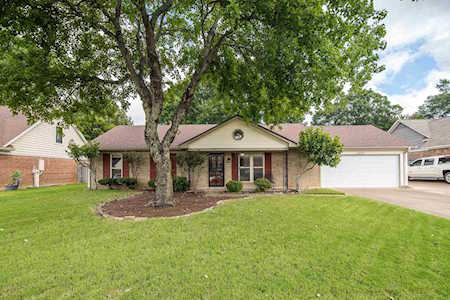 6440 Richfield Dr Bartlett, TN 38134