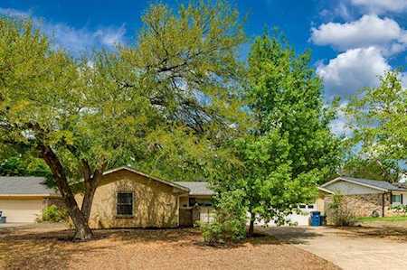 508 Eastcliff Drive Euless, TX 76040