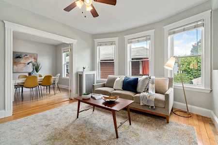 120 Myrtle St #2L Waltham, MA 02453
