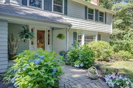 22 Page Rd Bedford, MA 01730