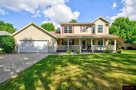 2220 Snowbird Ln North Mankato, MN 56003
