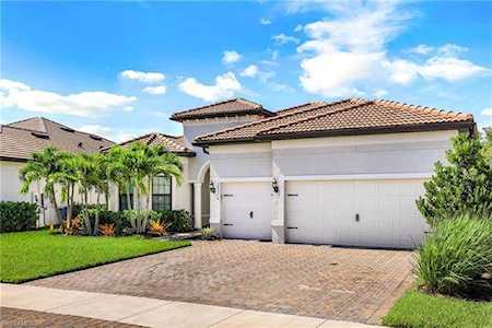 19316 Aqua Shore Dr Fort Myers, FL 33913