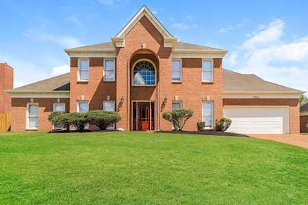5024 Ashland Grove St Bartlett, TN 38002
