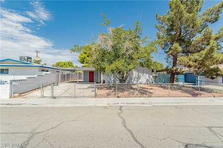 4970 Powell Ave Las Vegas, NV 89121