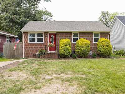 1517 Chestnut Ave Chesapeake, VA 23325