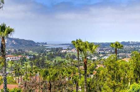 7315 Calle Luna Carlsbad, CA 92009