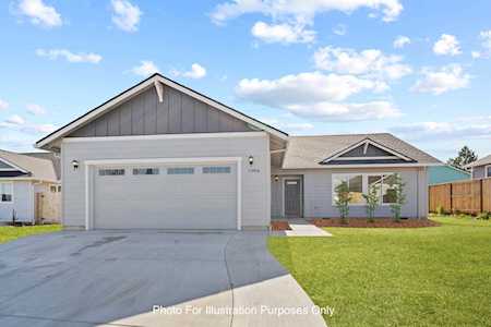 1004 Brandon Way Phoenix, OR 97535