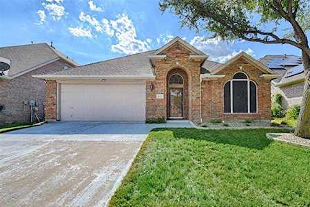 4017 Glenwyck Drive North Richland Hills, TX 76180