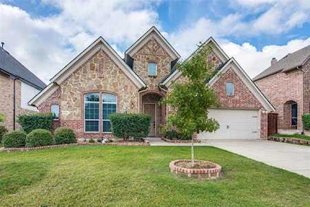 8105 Caelan Court Mckinney, TX 75071