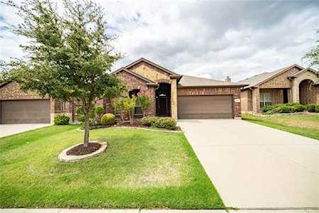 6649 Friendsway Drive Fort Worth, TX 76137