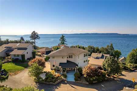 28809 Soundview Dr S Des Moines, WA 98198