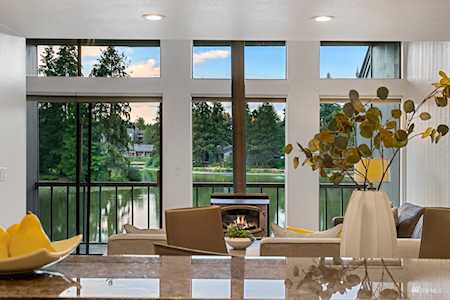 13872 NE 60th Way #115 Redmond, WA 98052