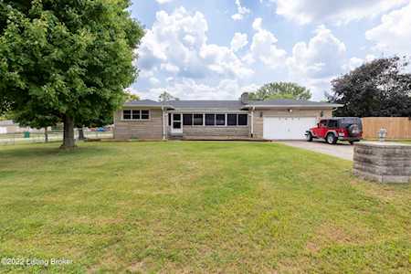 5900 Jessamine Ln Louisville, KY 40258